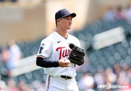 'The Moment After Waiting Three Years': Ko Woo-seok Shines, Finally Secures First MLB Hold... Top Speed 154.8 km/h [MIN Review]