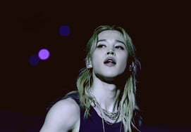 'Nuestro dios' Jimin, junto a 'el dios del fútbol' Haaland..parodia perfecta que 'ataca el corazón de los fans'