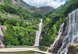 [K-VIAJE③]Seúl, cascada de Yongma: el sonido estruendoso del agua hace olvidar el calor