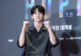 Ohng Seong-woo came to support the movie 'Hope' [★Photo]