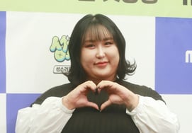 風刺、'生理痛の風刺'論争 謝罪なしでYouTube・リールを全て削除 [スター・イシュー]