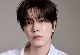 洪宗玄，出道后首次挑战话剧'Closer'即将登上舞台 [公式]