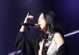 Kwon Jin-ah, voz completa [★Foto]