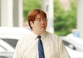 [Última hora] Recurso de Yoo Jae-hwan contra la acusación de «agresión sexual forzada» desestimado en segunda instancia: «La decisión del tribunal de primera instancia fue justa»