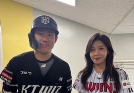 "Me golpeé el lanzamiento a propósito... me gusta desde la primaria": el jonronero de KT, Choi Won-jun, se declara gran fan de Ha Ji-won [En Jamsil]