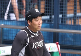 [フォト] キム・ヒョンス、古巣チームに向かってうろつく