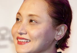 Singer Lee So-ra confesses, "I had a drink and passed the drunk driving checkpoint without getting caught." Park Kyung-rim corrects: "She barely touched it." [Two's Date]