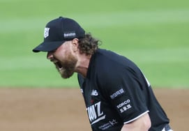 [Photo] Logan with clenched fist: 'First win is in sight'