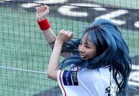 [Photo] "Shall we create a comeback atmosphere!" Queen's Eye in full swing