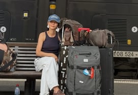My Q♥Kim Na-young and her family are living in Europe... "Chanel dress" amidst heatwave [Star Issue]
