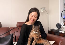 Kim Ha-young "Mèo của tôi bị mất trí nhớ được 5 năm rồi... tôi cũng không nhận ra nó nữa, nhưng cảm ơn và yêu thương" Tình yêu dành cho mèo cưng