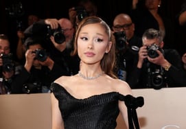 Ariana Grande kết thúc mối quan hệ với 'người trong tin đồn ngoại tình'... Tái hợp với bạn trai cũ sau 10 năm [Vấn đề sao thế giới]