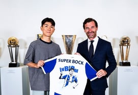 [官方] 终于登场！“韩国中场核心”黄仁范转会 FC 波尔图……转会费最高达 85 亿韩元