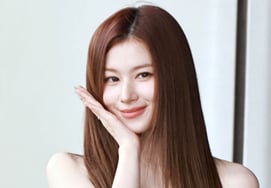 Misa-mo's Sana, "Sana Flower Has Bloomed" [★Photo]