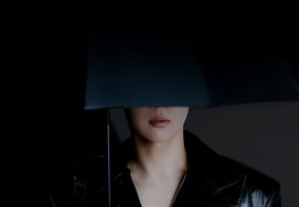 Đoán xem ai nhỉ..INFINITE công bố poster 'Buổi họp mặt vô hạn V'
