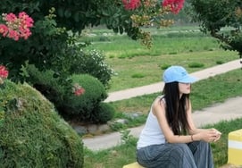 'Park Seong-gwang♥' Lee Sol-i, apenas se superaron los rumores de divorcio... Viaje en solitario: "Lo que yo anhelaba"