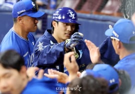 [フォト] '7-6で作ったソロホームラン' サムスン9番打者イ・ジェヒョン