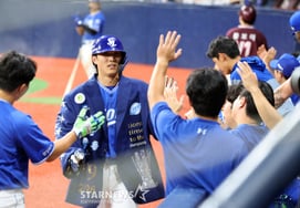 [フォト] 「1点は必ず守ってください！『ソロホームラン』イ・ジェヒョン