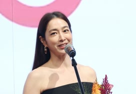 [フォト] イ・ミンジョン「夫イ・ビョンホンも羨む広告クイーン最優秀賞」