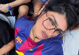 引退した大人俳優の恐ろしい直感! スペインの優勝に賭けて23億の「大金」··· 「メッシの姿が見たくない!」 「アルゼンチンは滅びろ」という呪いが通じた