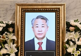 The eternal "Fan Master" the late Jang Du-seok passes away from kidney disease.. Two-year anniversary today (22nd)