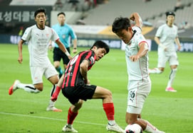 [Photo] "How Dare You" Kim Ho-jin