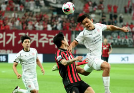 [Photo] "My head comes first!" Kim Ho-jin