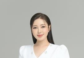 Yoo Hae-jin and Jang Hang-joon followed by Song Ga-in... 'Hunghwal Gangho: Next' completes its lavish LINE-up [Official]