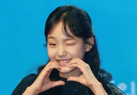 The era of Kim Tae-yeon continues.. Star Ranking Female Trot Singer No. 2