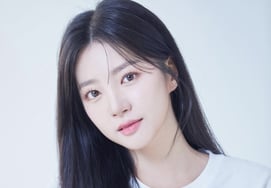 '二人の子供の母' ラブムのヘイン、重なる喜び..新たなスタートを切る [公式]