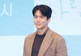 「44歳」ハ・ソクジン「彼女はいない」「告白」 [ペンストラン]