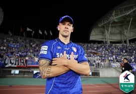 De Lee Jung-hyo a Cha Du-ri: Hwaseong impulsa la contratación del goleador Illychenko de Suwon... una nueva variable en la lucha por el ascenso