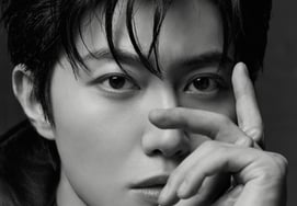 Kwak Dong-yeon, su belleza se intensifica [★FOTO]