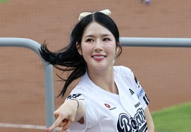 [Photo] Park Ki-ryang's "Cooling Fire with Dance"