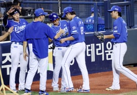 [フォト] ウォン・テイン「6イニング1失点、ミッションクリア」