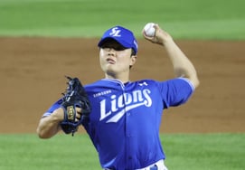 [Photo] Lee Seung-min continues scoreless strategy