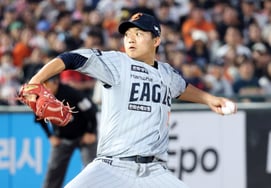'The Day Ko Woo-seok Was Ejected': KBO's First Violation Case, 'Kim Ki-jung Ejected → 10-Game Suspension'... 'Thorough Investigation of Foreign Substance Planned'