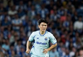 Praised from his Porto debut! "Watch out for Hwang In-beom" — He played just 8 minutes and impressed locals... A 'fantastic one-touch' assist narrowly missed the mark