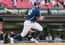 «Algo salió mal», se queja el inversor extranjero → 6º descenso, Kim Hwi-jip sale en el 4º puesto: «NC activa alineación audaz»... Lee Woo-seong con «lesión en el brazo» vuelve a estar ausente [Desde Incheon]