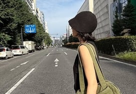 'New Beginning' Song Hye-kyo Spotted on Tokyo Streets Amid Heatwave [Star Issue]