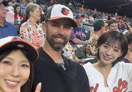 二人のハジウォン、ついに会った..俳優ハジウォン、チアリーダーのハジウォンとMLBの認証写真