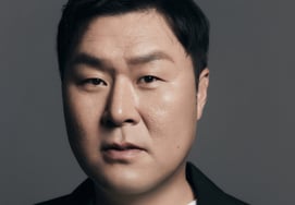 'Jefe Kim', Yoon Kyung-ho: "Superar el 13% de audiencia = 13 horas de meditación silenciosa... ¿Qué hacer si superamos el 25%? Estaba muy nervioso" [Entrevista①]