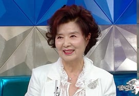 Yoon Mi-ra "Fainted at 19 upon hearing she passed the '5,000-to-1 audition'" [Ras]