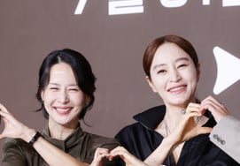 The unfinished 'Jang Hee-bin' has grown up, and after 23 years, they reunite in 'Now, It's Not an Affair.' Jo Yeo-jeong: "If it's with Kim Hye-soo, I can do anything!" [Star Issue]
