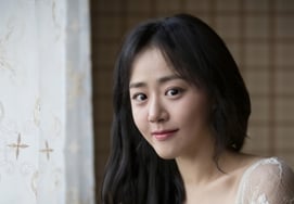 [Official] Moon Geun-young becomes a sold-out bride.. Marries actor Jung Pyung, seven years her senior