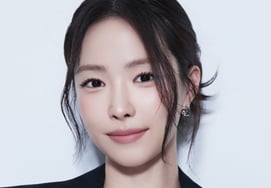 ソン・ナウン、'キム部長'としてアクションデビュー.."シーズン2に参加？ 呼んでいただければ" [インタビュー①]