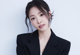ソン・ナウン、'ユン・ボミの結婚式不参加'を直接言及..「エイピンク、うまくいくように応援」 [インタビュー③]