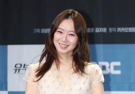 Gong Hyo-jin: «Sonrisa fresca» [★FOTO]