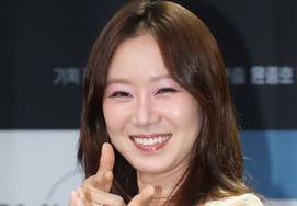 Gong Hyo-jin, «la asesina casada radiante» [★Fotos]