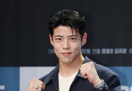 Choi Woo-seong "Overwhelming Visuals" [★Photo]